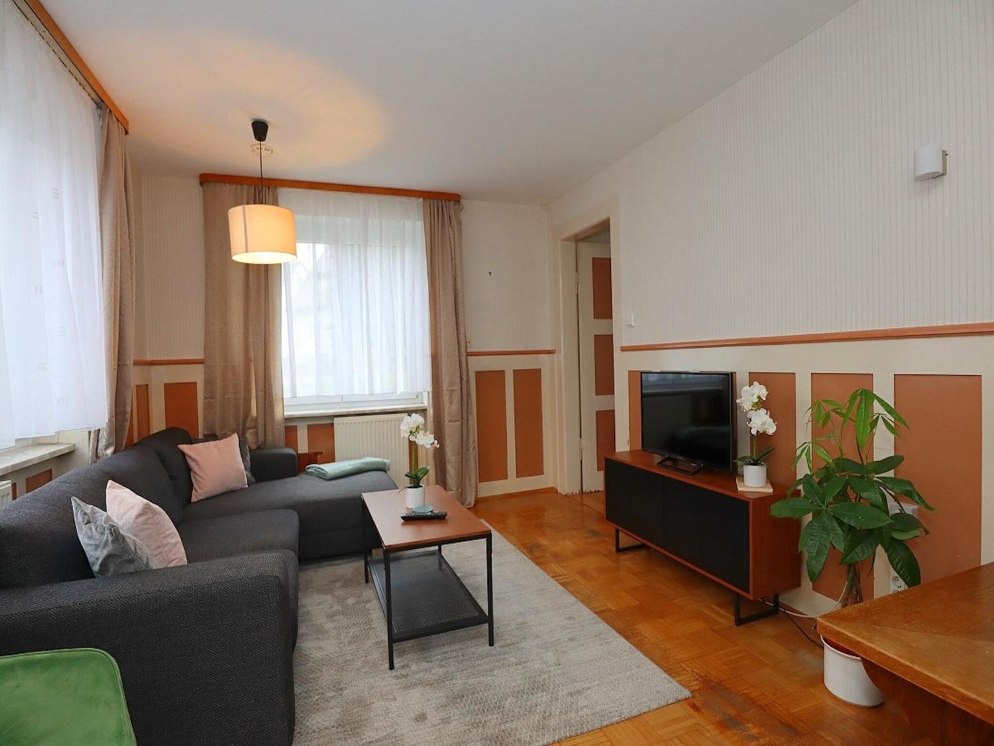 Cozy Apartment In Schwenningen With Garden Villingen-Schwenningen Eksteriør billede