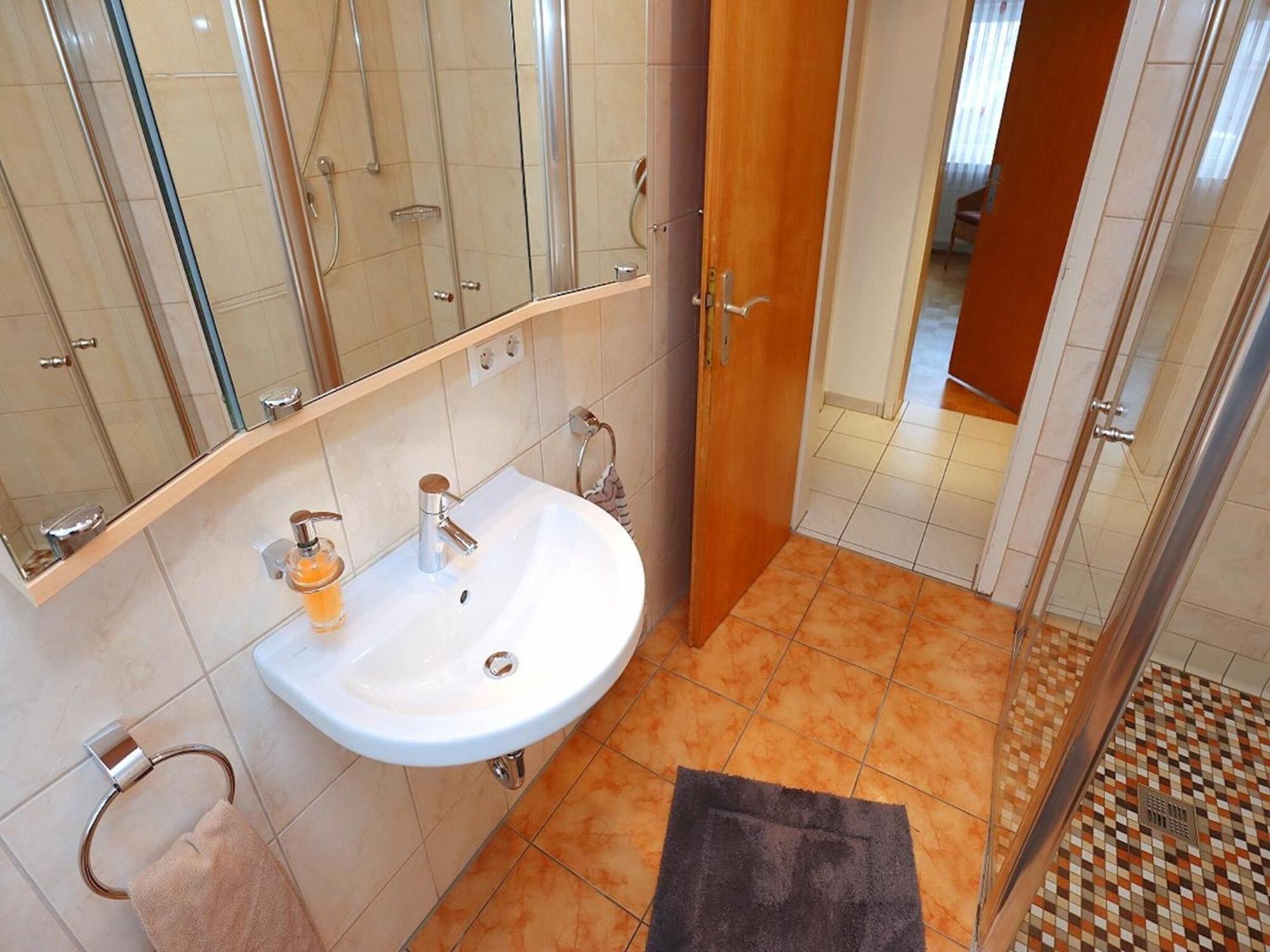 Cozy Apartment In Schwenningen With Garden Villingen-Schwenningen Eksteriør billede